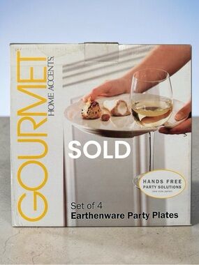 Set of Four Earthenware Party Plates Home Accents Made for Belk